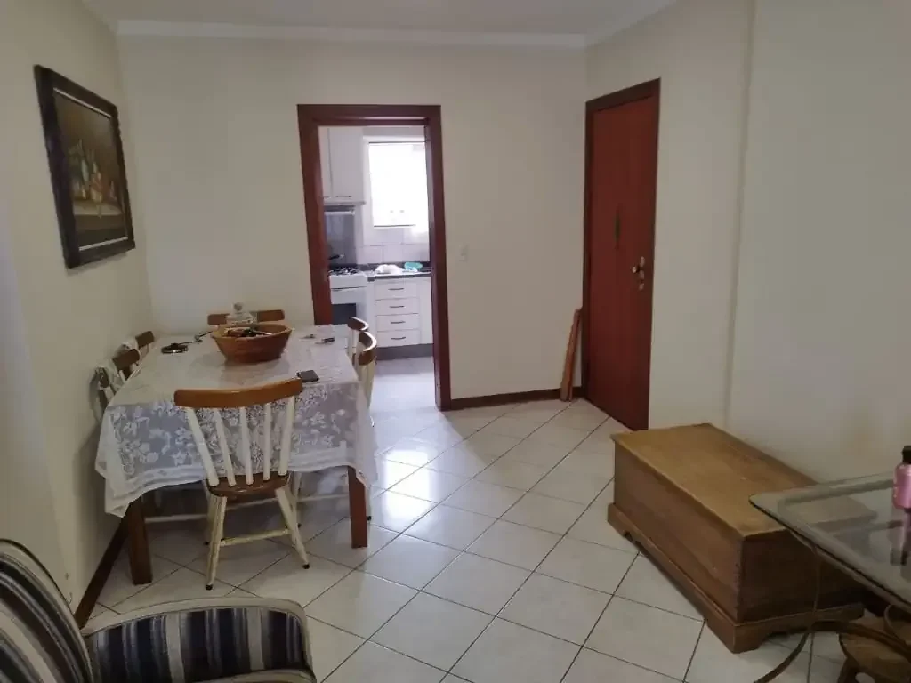 Mais fotos de Apartamento Mobiliado no Centro de Balneário Camboriú – Sacada com Churrasqueira, 2 Vagas e Rua Reta ao Mar