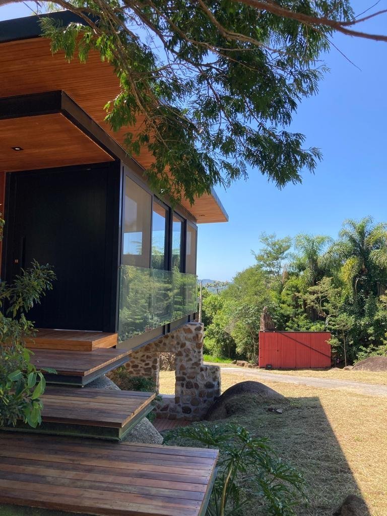 Foto 3 de Lotes no Encantada Ranchos em Garopaba SC escritura pública áreas de 2.000m² a 3.044m² alto potencial construtivo plano diretor 2025