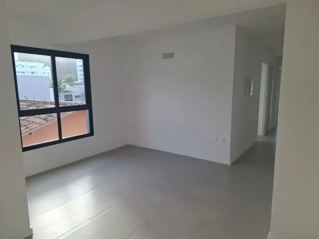 Mais fotos de Oportunidade em Balneário Camboriú – Apto 2 quartos com garagem no Bairro Nações